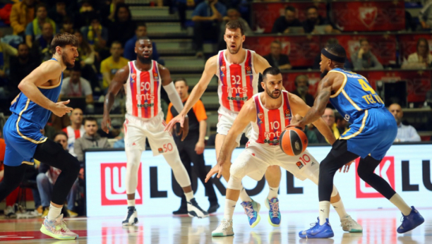 ZVEZDA SRUŠILA I MAKABI Crveno-beli nošeni atmosferom prepunog "Pionira",  pobedili Izraelce i vezali tri trijumfa u Evroligi