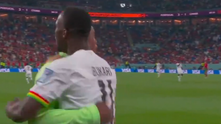 UŠAO U IGRU I POGODIO Igrač Zvezde zatresao mrežu Portugala, pa iskopirao Ronalda (VIDEO)