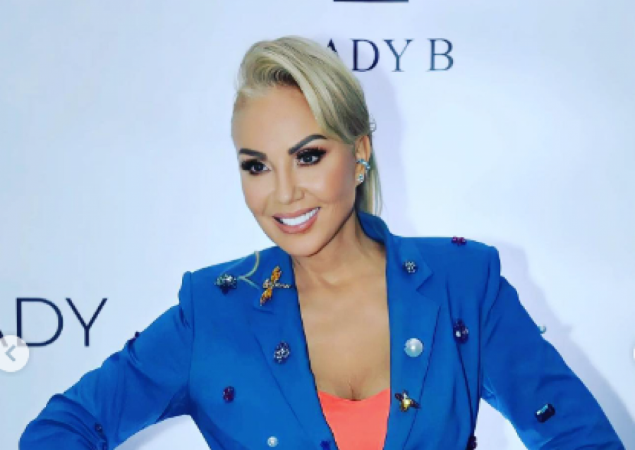 ŠEST PENZIONERA SE ONESVESTILO Haos na koncertu Lepe Brene, Hitna pomoć reagovala