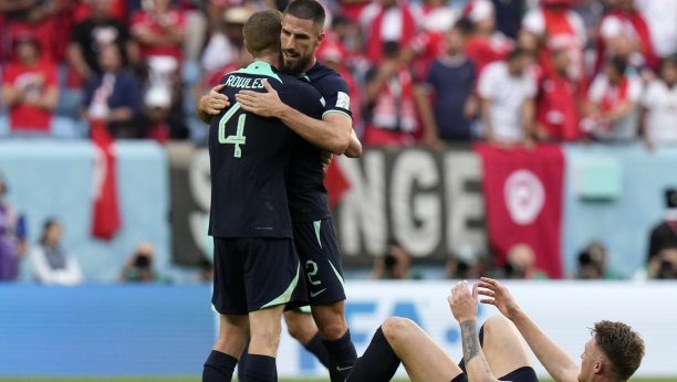 SUZE KOJE SU OBIŠLE PLANETU Emotivna objava Degeneka: Izbeglička kolona, Oluja i od apsolutno ničega do pobede na Mundijalu (FOTO)