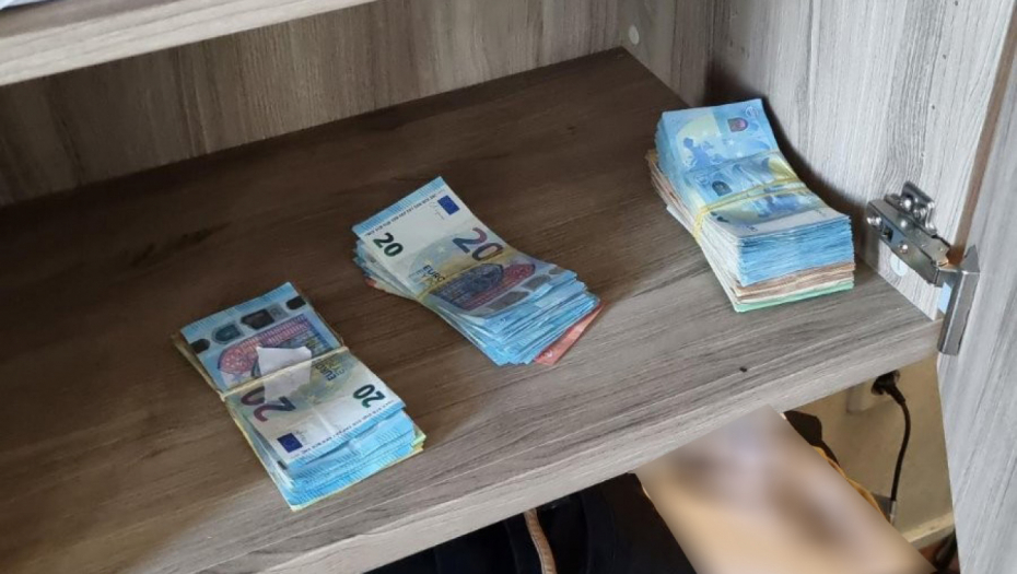 SKAJ APLIKACIJA OTKRILA KAVČANE U BELGIJI Fotografije na kojima pripadnici klana poziraju sa novcem i kokainom priložene kao dokaz