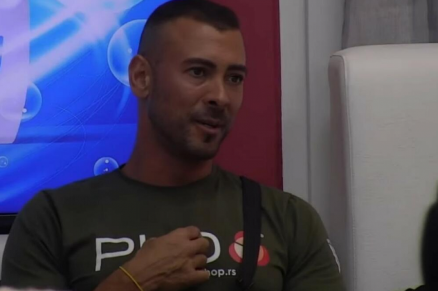 OVA LEPOTICA JE BIVŠA ŽENA UROŠA ĆERTIĆA: Rodila mu je dete, pisalo se da ju je TUKAO! (FOTO)