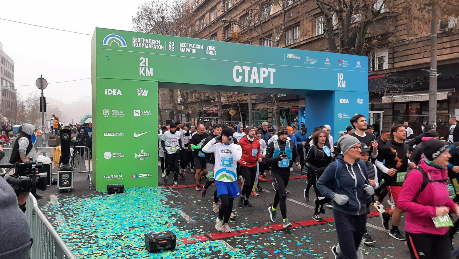 IZMENE U SAOBRAĆAJU Danas se održava 4. Beogradski polumaraton, a ovo su promene na linijama javnog prevoza (MAPA)