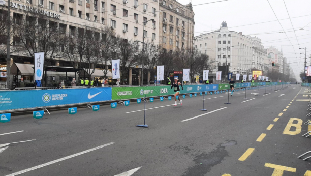 BRAVO Milica Tomašević pobednica trke na 10 km na polumaratonu