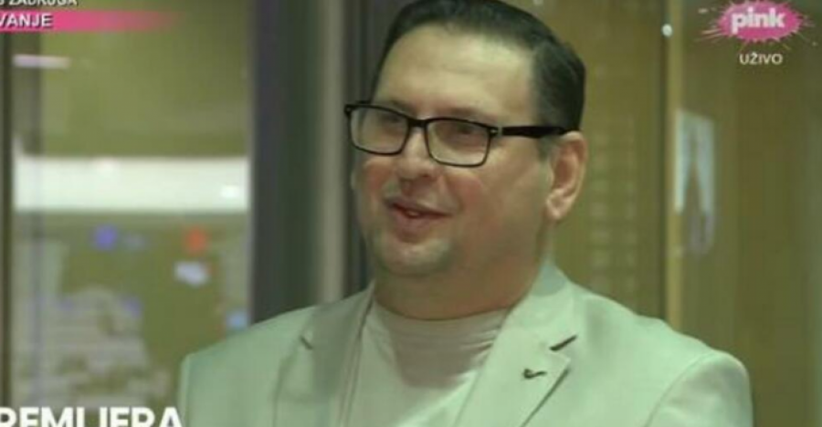 MAJA GA DOVELA DO BANKROTA Šokantno u kakvom je stanju UHVAĆEN TAKI MARINKOVIĆ, prolaznici nisu mogli da veruju, dobacivali mu razne opaske!