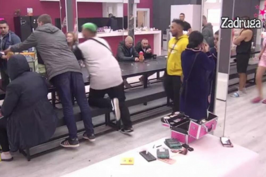 STIGLO PISMO Zadrugare sačekao šok na početku nedelje (FOTO)