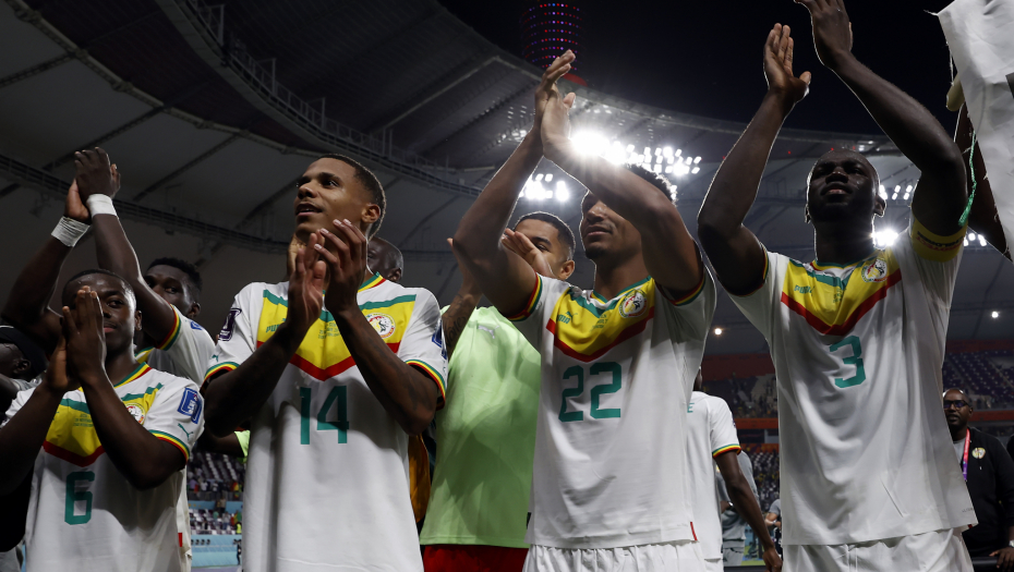 POTEZ VREDAN DIVLJENJA Senegalci prošli u osminu finala, pa jednim gestom oduševili sve (FOTO)