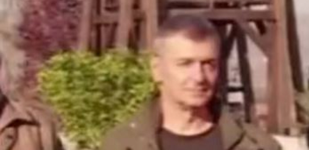 POZIVA NA PROTESTE, A PUŠI KO TURČIN! Evo koliko Ćutu brine zdrava životna sredina!