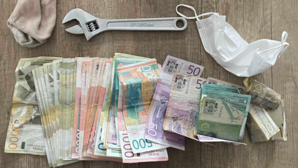 AKO IH PREPOZNAJETE, JAVITE SE POLICIJI Obijale stanove, uzimale nakit i novac (FOTO)