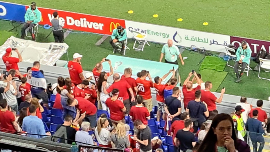 "ORLOVI" NEĆE BITI SAMI Srbi stigli na stadion od kontejnera (FOTO)