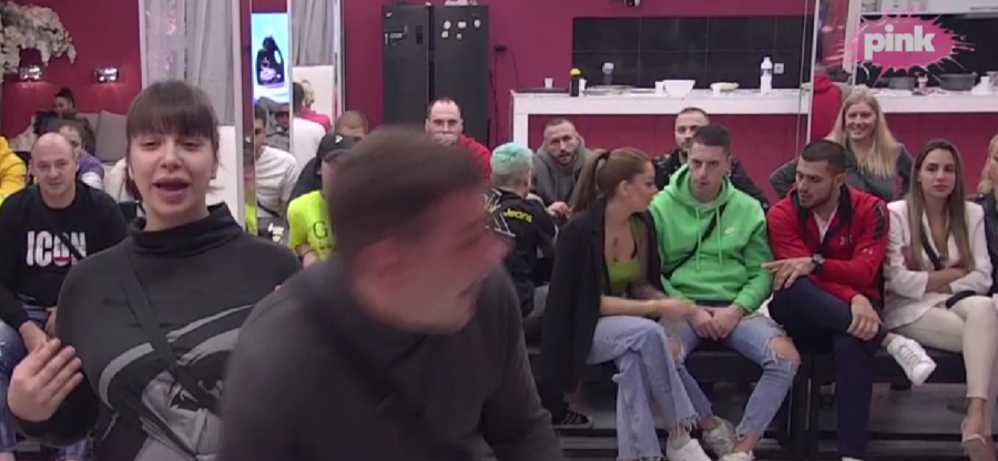 MILJANA NA IVICI Ivan Marinković ne želi da prizna da je bio zaljubljen u nju, ona iznela njihove emotivne tajne iz prošlosti