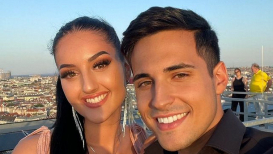 PEVAČICA SVE ZABELEŽILA Sin Dragane Mirković vozio 300 na sat (VIDEO)