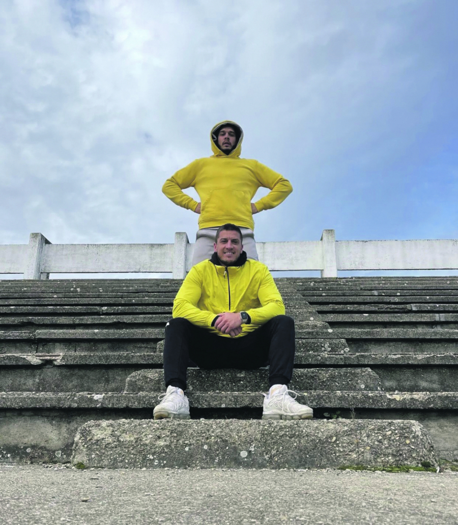 SLOŽNIJI NEGO IKADA Nakon raskida sa Aleksandrom Dejan se okrenuo porodici, BRAĆA ZAKOPALA RATNE SEKIRE