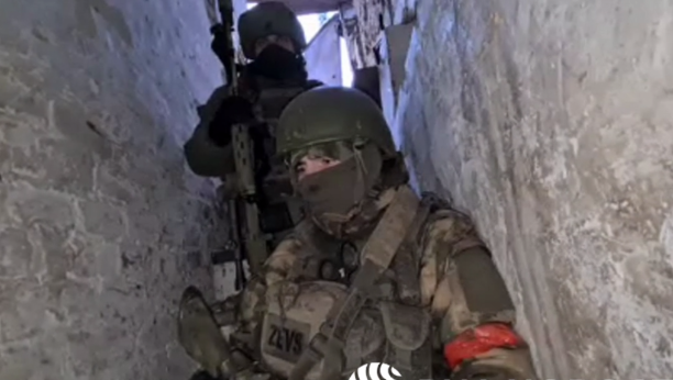 "NOGA MU JE BILA OTKINUTA... NASTAVIO JE DA HODA" Ruski obaveštajac otkriva odakle ogromna snaga ukrajinskim vojnicima (VIDEO)