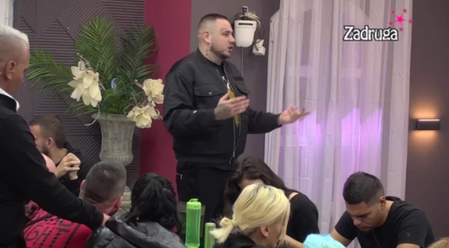 ŠTA TO CAR IMA? Filip preoteo Dejanu prošle godine ženu, a ove devojku, u čemu je njegova tajna, fanovi u šoki