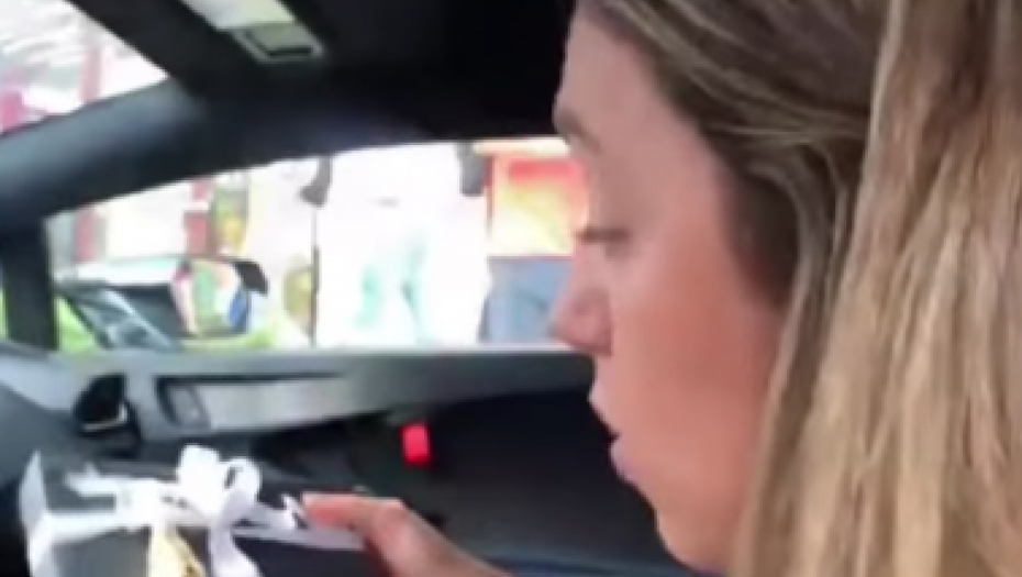 ŠOK ZA LEPU NOVINARKU Šeik je pozvao u svoj skupoceni automobil, a onda... (VIDEO)