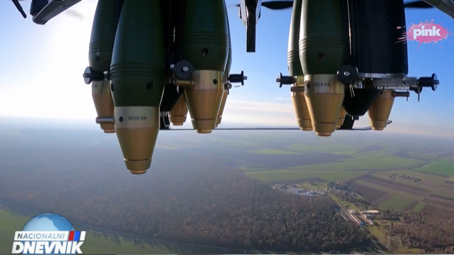 NA VOJNOJ VEŽBI U NIKINCIMA U FOKUSU DRONOVI! Novo oruđe vojske Srbije bespilotne letelice sa ubojnim sredstvima (FOTO)