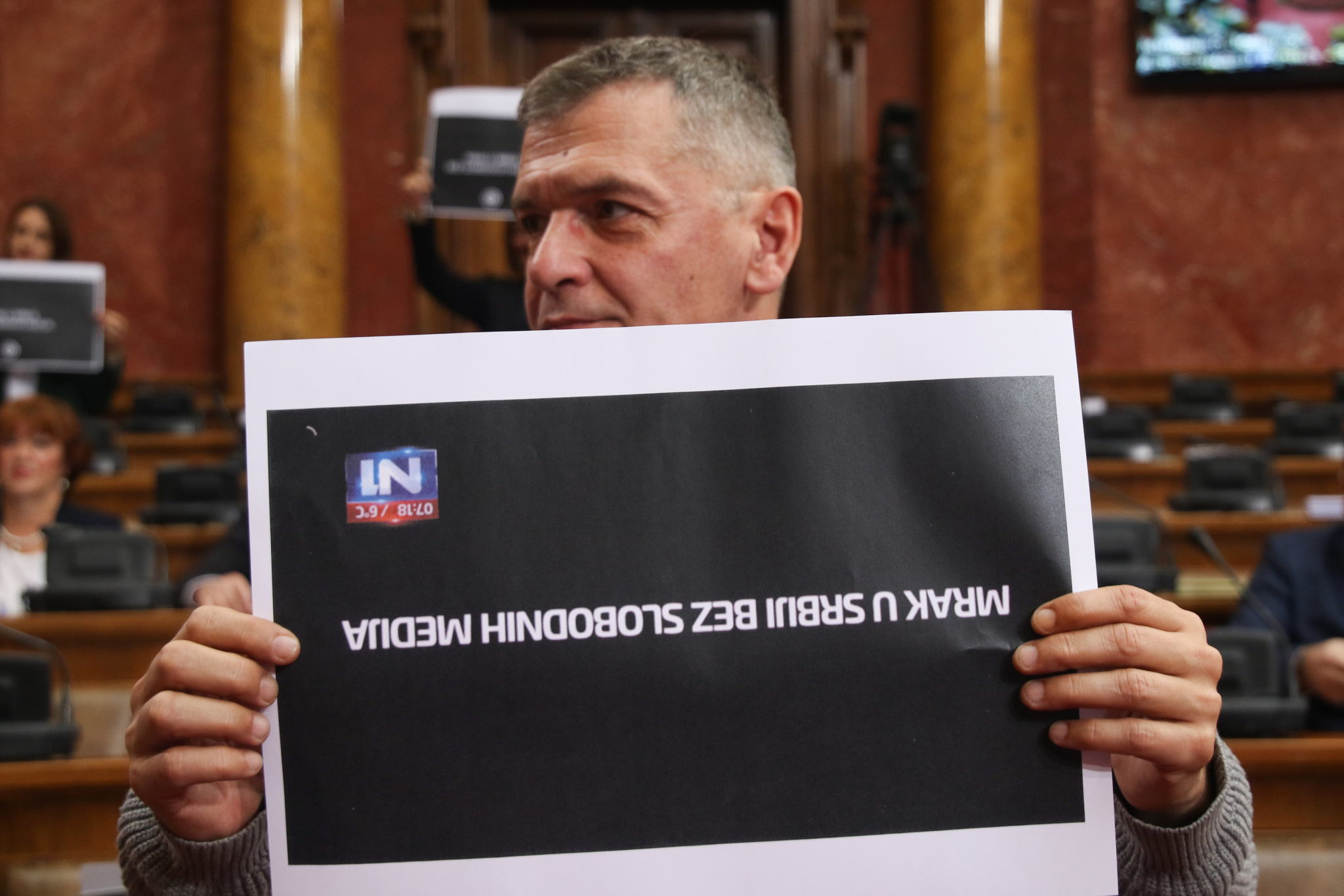 IZMISLILI MEDIJSKI MRAK  DA NAPAKOSTE SVOJOJ ZEMLJI Prljava kampanja tajkunskih medija i opozicije baš na dan važnog samita EU - Zapadni Balkan u Tirani