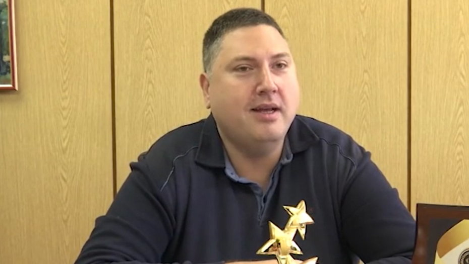 SRBIN NAJBOLJI NASTAVNIK NA SVETU! Borko iz Paraćina nije običan predavač, njegove časove đaci obožavaju!