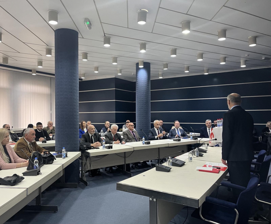 SIGURNA UZDANICA Radomir Milenković na čelu novosadskog PUPS - Solidarnost i pravda