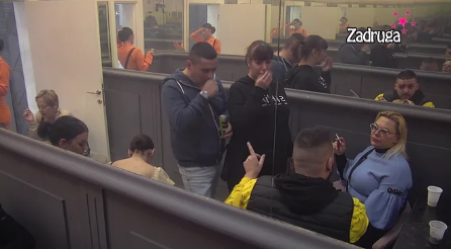 SVE ŠTO NISI MENI, RADIŠ ANITI Miljana i Zola u nikad većem ratu: Bebica je za tebe zlatan