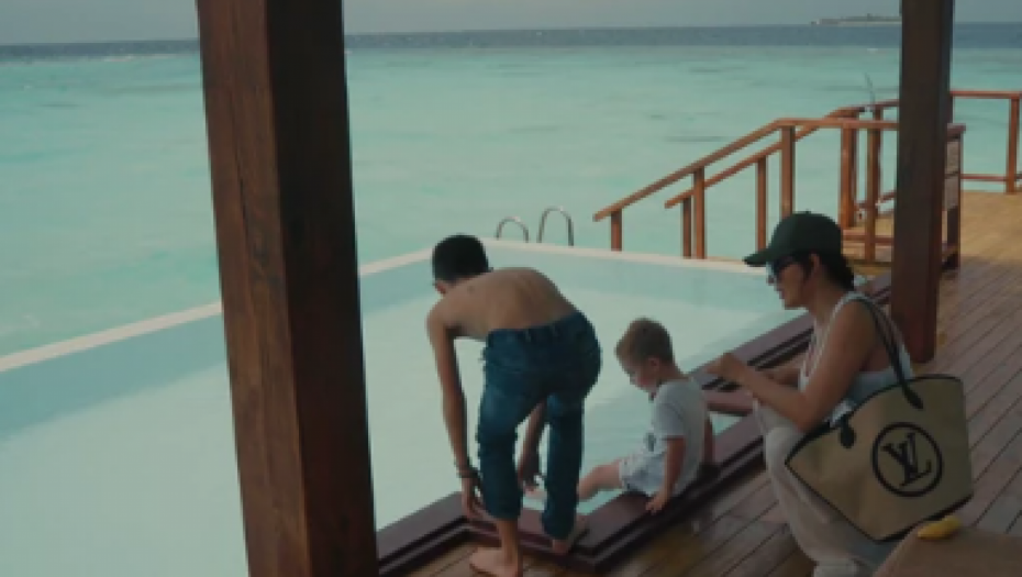 Ceca Ražnatović na Maldivima