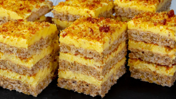 BOGATA STARINSKA POSLASTICA Ruska torta sa orasima, užitak slađi od snova