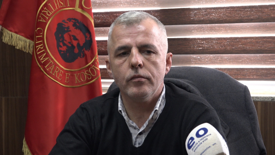 OVK SPREMA POKOLJ, OBELEŽILI SRPSKE KUĆE Albanci sanjaju kristalnu noć: Alo! u multietničkom naselju Bošnjačka mahala u Severnoj Mitrovici