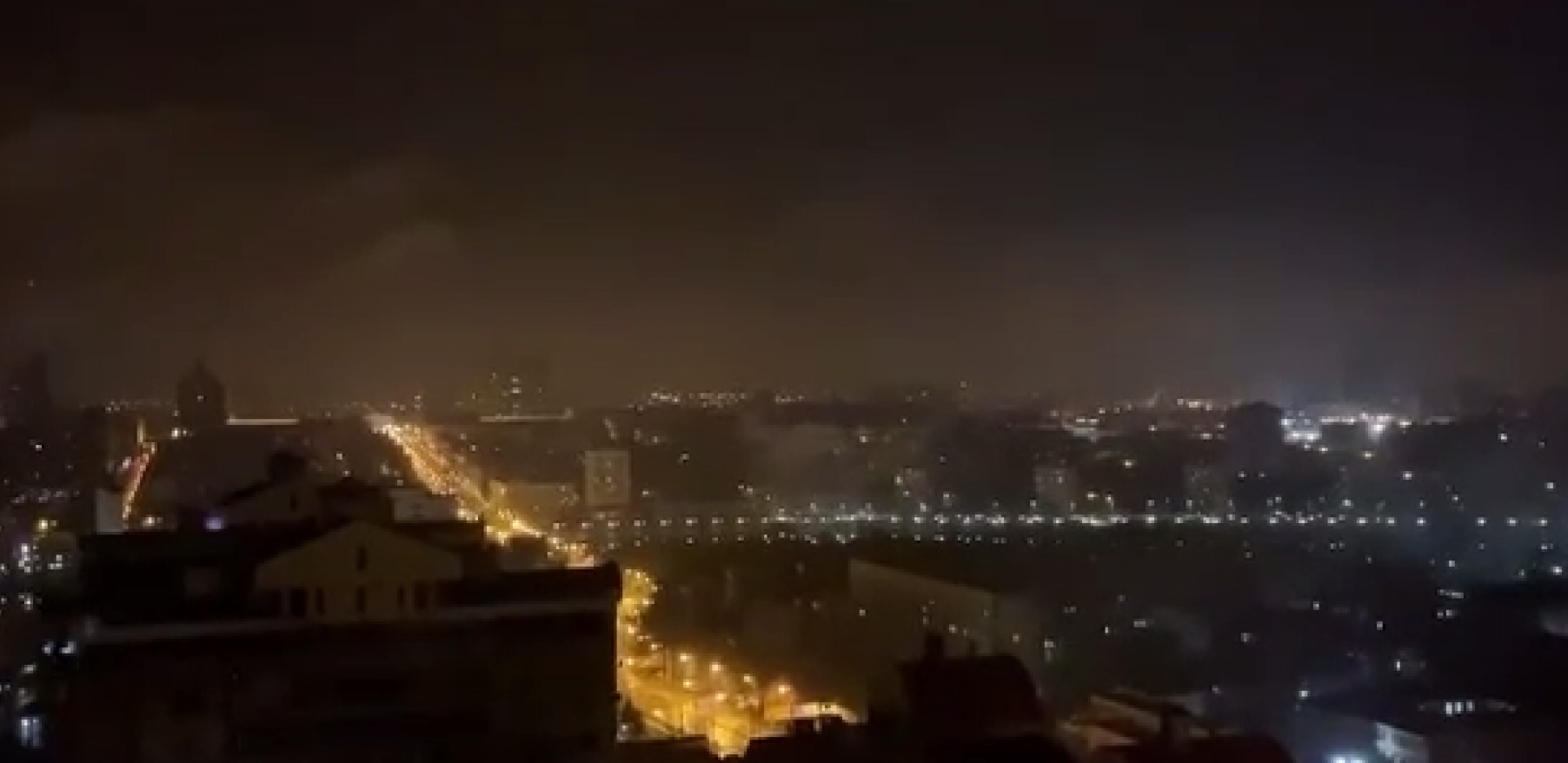 STRAVIČNA BORBA U DONBASU Odjeknulo najmanje 20 eksplozija (VIDEO)