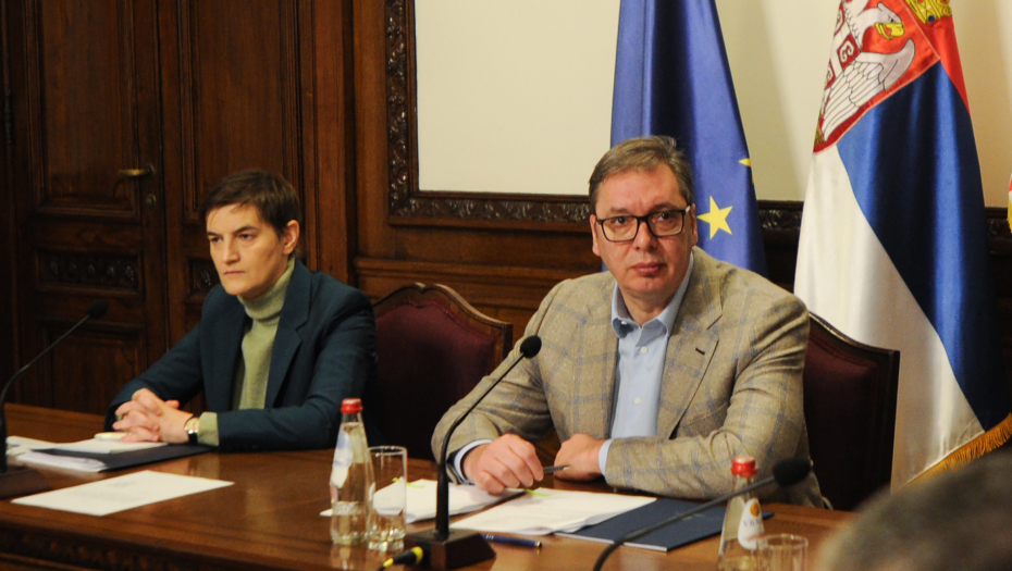 NEMA PREDAJE, SVI SMO UZ VAS Predsednik Aleksandar Vučić poslao moćnu poruku Srbima na Kosmetu (FOTO)