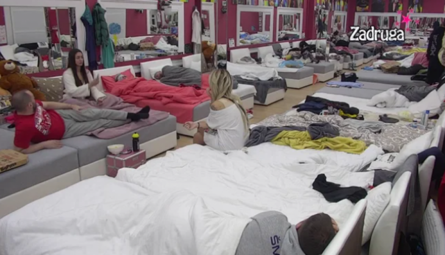 KAKO MOŽE?! ZVEZDAN UPOREĐIVAO ALEKSANDRU SA SVOJOM ŽENOM: Anđela mu najavila PAKAO, evo šta će uslediti!