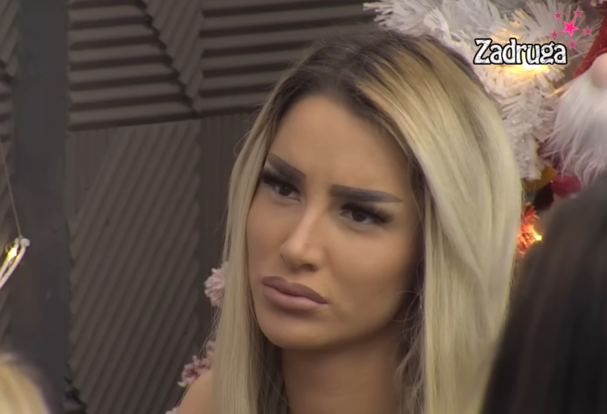 STRAVIČNA TUČA U DOMU KULIĆA Isplivali UŽASNI DETALJI, nasilje u porodici ŠOKIRALO JAVNOST!