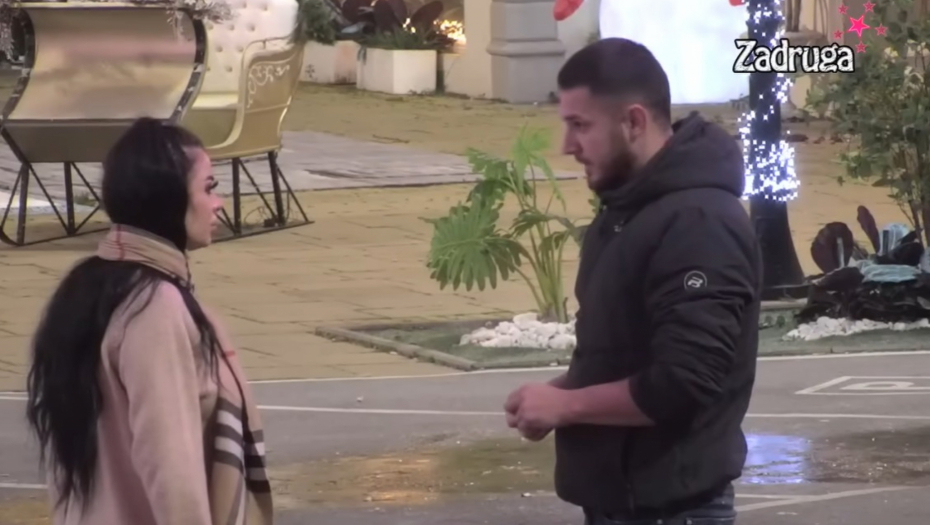 "DA JA TUČEM MAMU KUĆI!" Marko bez milosti nasrnuo na Sanju, uputio joj užasne reči, a onda i RASKINUO!