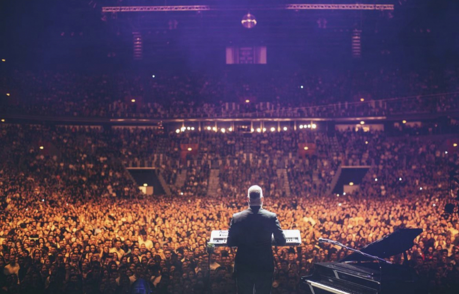 MATIĆ DONEO ODLUKU: Deo novca od koncerta u Areni doniraće deci (FOTO)