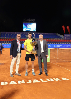 U M:TEL DRESU TRENIRAJU NAJBOLJI: I 2022. godinu obeležili su sportski uspesi uz iskreno prijateljstvo!