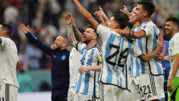 MESI RASTUŽIO HRVATE Pogledajte kako je Argentinac sa bele tačke doveo u prednost "gaučose" protiv "vatrenih" (VIDEO)