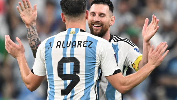 NIJE MOGAO DA IZDRŽI Evo ko je devojka zbog koje je Mesi zaplakao posle ulaska "gaučosa" u finale Mundijala