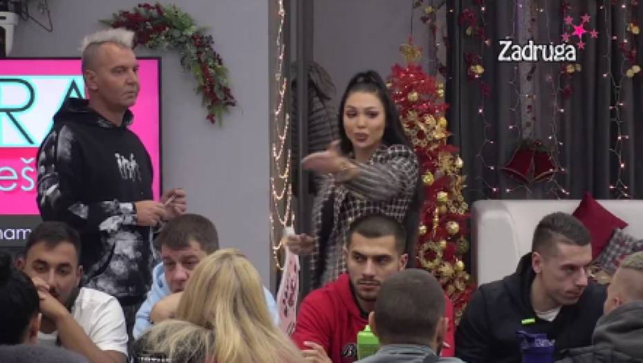 EMOCIJE SU OČIGLEDNE Maja dala svoj sud o očiglednim ljubavima između Anite i Marka i Miljane i Zole, Bebica na aparatima