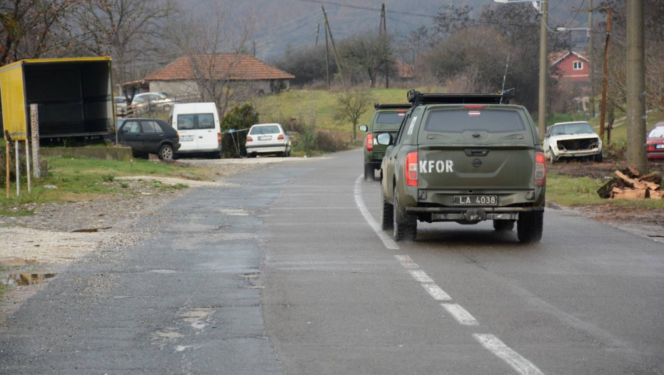 KURTIJEVI SPECIJALCI IH TUKLI, ŠUTIRALI PA PORUČILI: "NA SEVERU NEMATE ŠTA DA TRAŽITE" Kancelarija za KiM potvrdila napad na Srbe u Zubinom Potoku