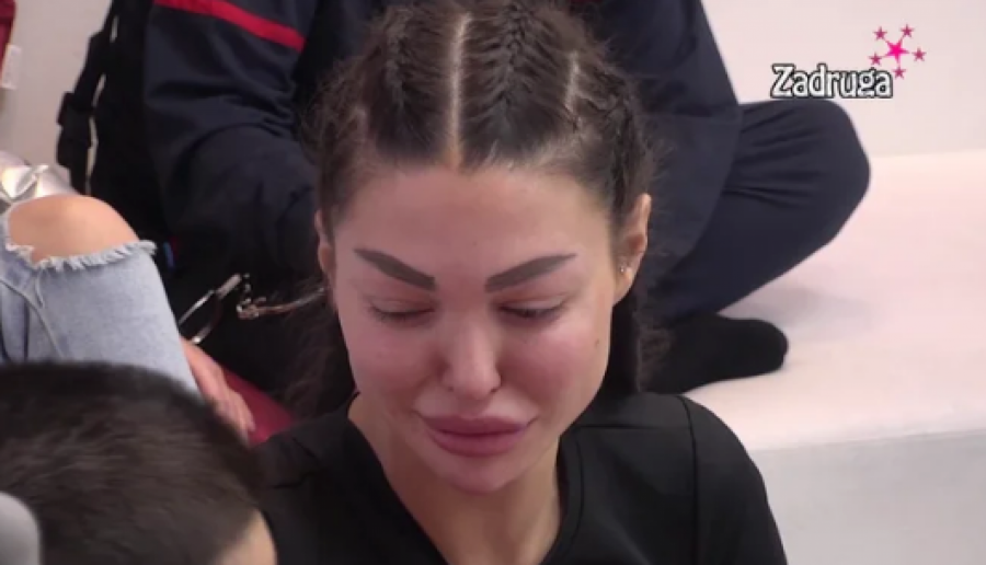 MAJA NE MOŽE DA SE SMIRI! Bilal doneo šok odluku, obratio se svima, nastao muk u Beloj kući