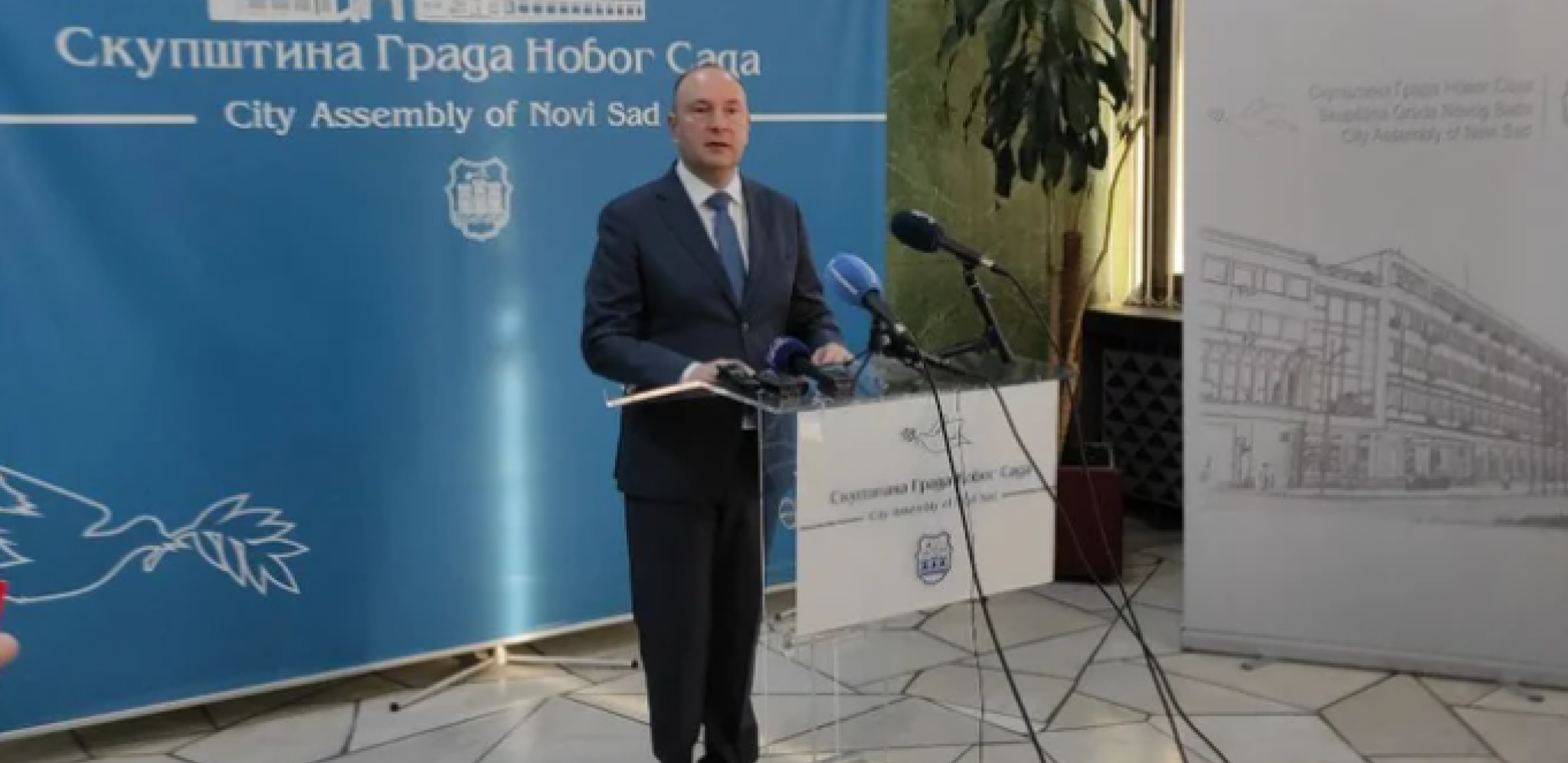 POČELA 34. SKUPŠTINA GRADA NOVOG SADA Đurić: Budžet za 2023. godinu veći za 4,8 posto (FOTO)