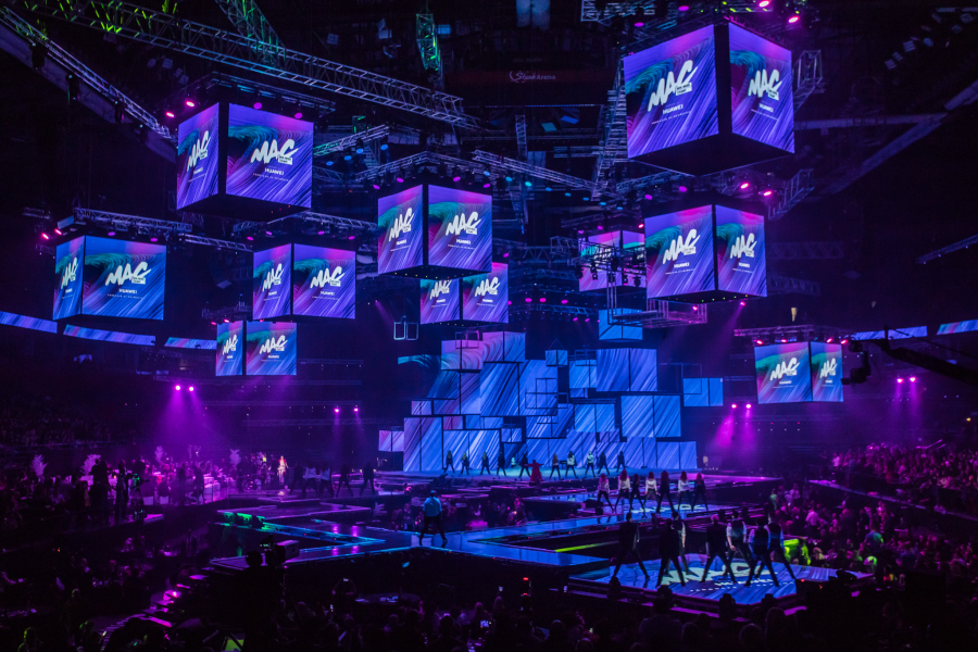 Ko je ovo mogao da pretpostavi? Poznati prvi nastupi na Music Awards Ceremony (MAC)