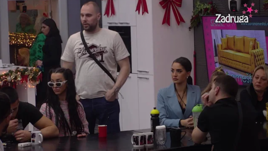 PRAVDA SE ŽENI Zvezdan Slavnić na sve načine pokušava da objasni svoje emocije prema Anđeli: NEĆU SE UDALJITI OD NJE!