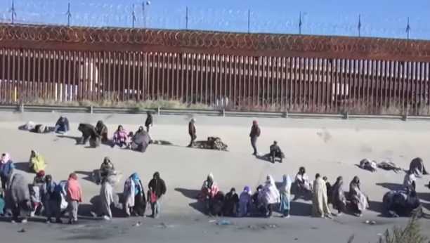 VANREDNO STANJE U AMERICI Invazija migranata na Teksas, stvari izmiču kontroli! (VIDEO)