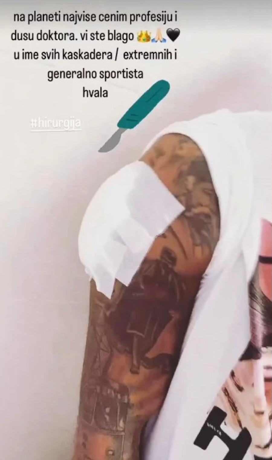 DISKVALIFIKOVANI ZADRUGAR HOSPITALIZOVAN Rane po telu, krvari, morao hitno da reaguje! (FOTO)