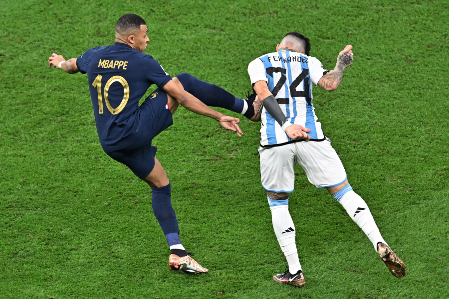 MESI SE POPEO NA VRH FUDBALSKOG OLIMPA Najluđe finale ikada pripalo  