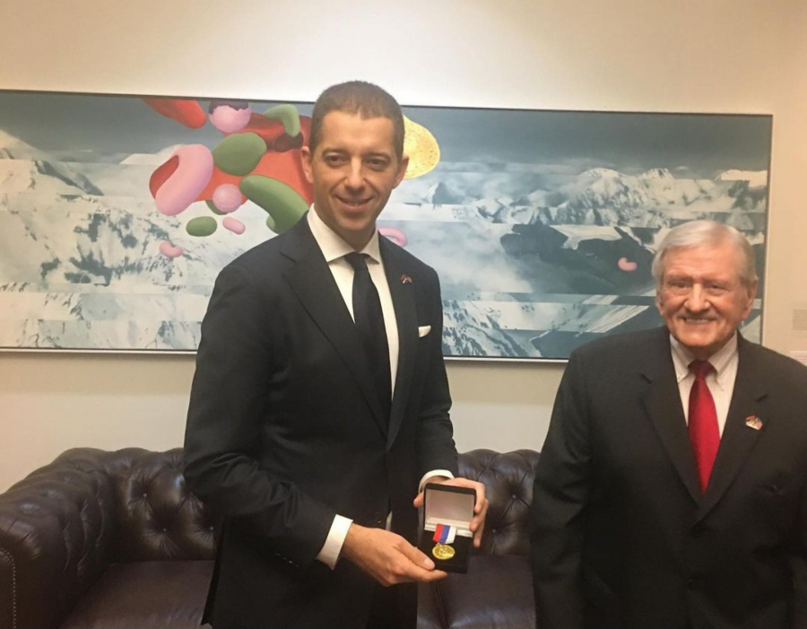 ODLIKOVAN AMBASADOR SRBIJE U AMERICI: Dobitnik je Ordena Nikole Tesle