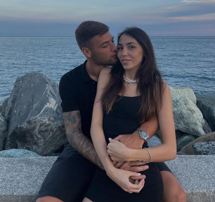 OVI FUDBALERI SU ZAVELI ĆERKE SINIŠE MIHAJLOVIĆA Danas se opraštaju od njega, bolni trenuci za porodicu (FOTO)