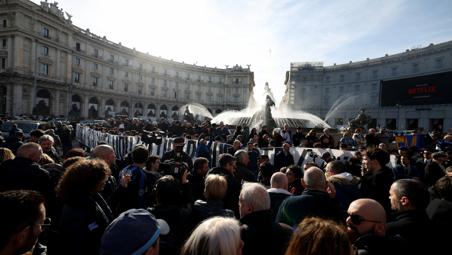LACIO SE JOŠ JEDNOM OPROSTIO OD MIHE Zbog ovih 135 sekundi svi su plakali (VIDEO)