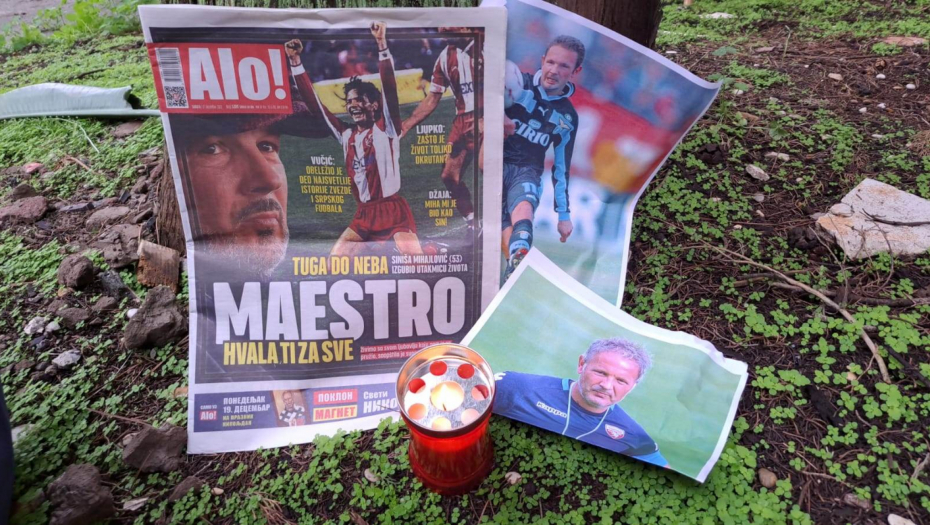 VELIKA TUGA NA GROBU SINIŠE MIHAJLOVIĆA U RIMU Unuka ostavila igračku, a mi sveću: Večna mu slava (VIDEO)